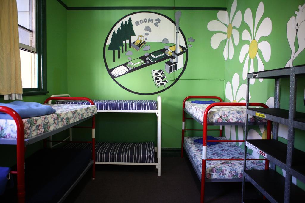 Old Fire Station Backpackers Hostel Пърт Екстериор снимка