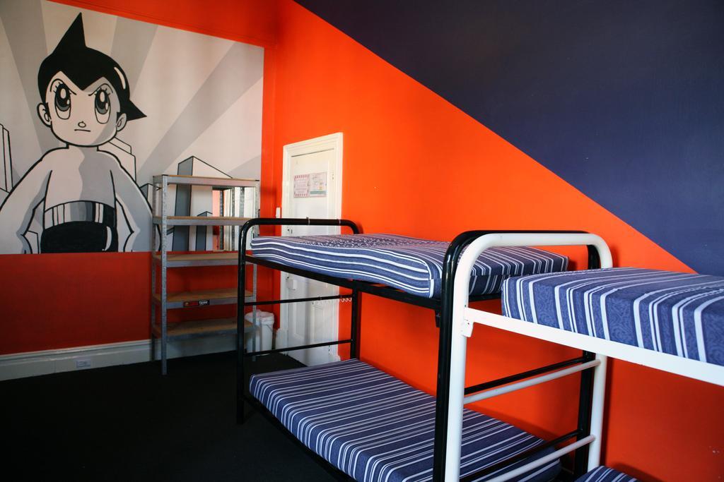 Old Fire Station Backpackers Hostel Пърт Екстериор снимка